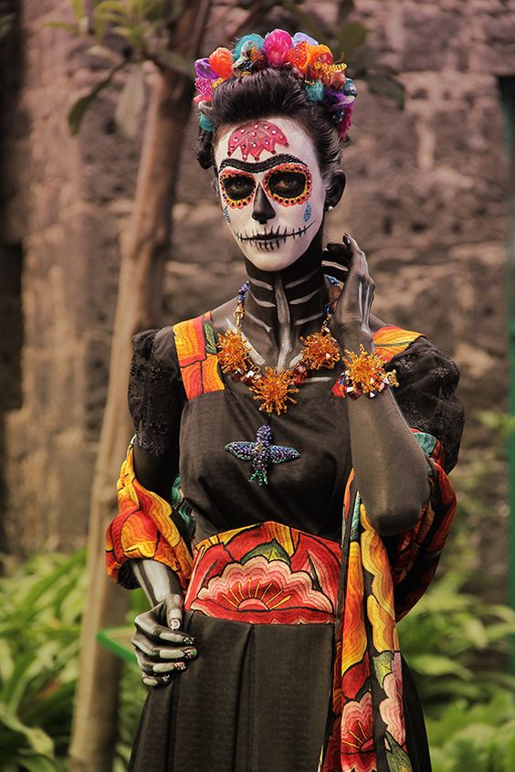 disfraz frida kahlo mujer 6 » Geniales ideas para un Disfraz de Frida Kahlo 16