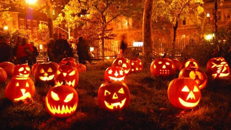 decoracion de las puertas de casa en halloween portada » Día de los Muertos: Historia, Significado y Celebración 13